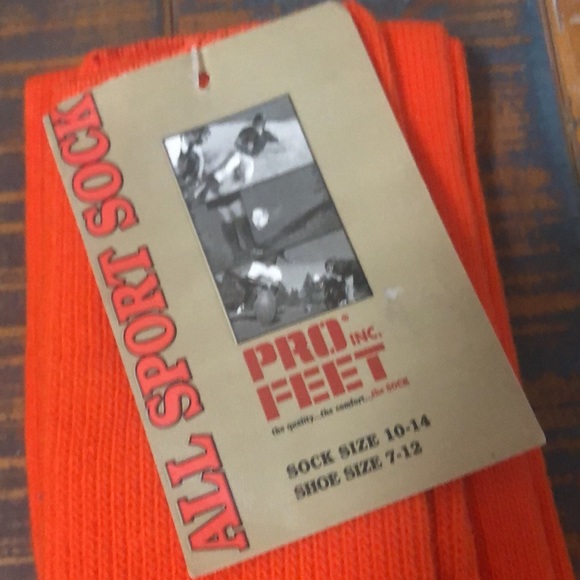 NEW Pro Feet Inc Orange All Sport Sock NWT - Picture 2 of 5